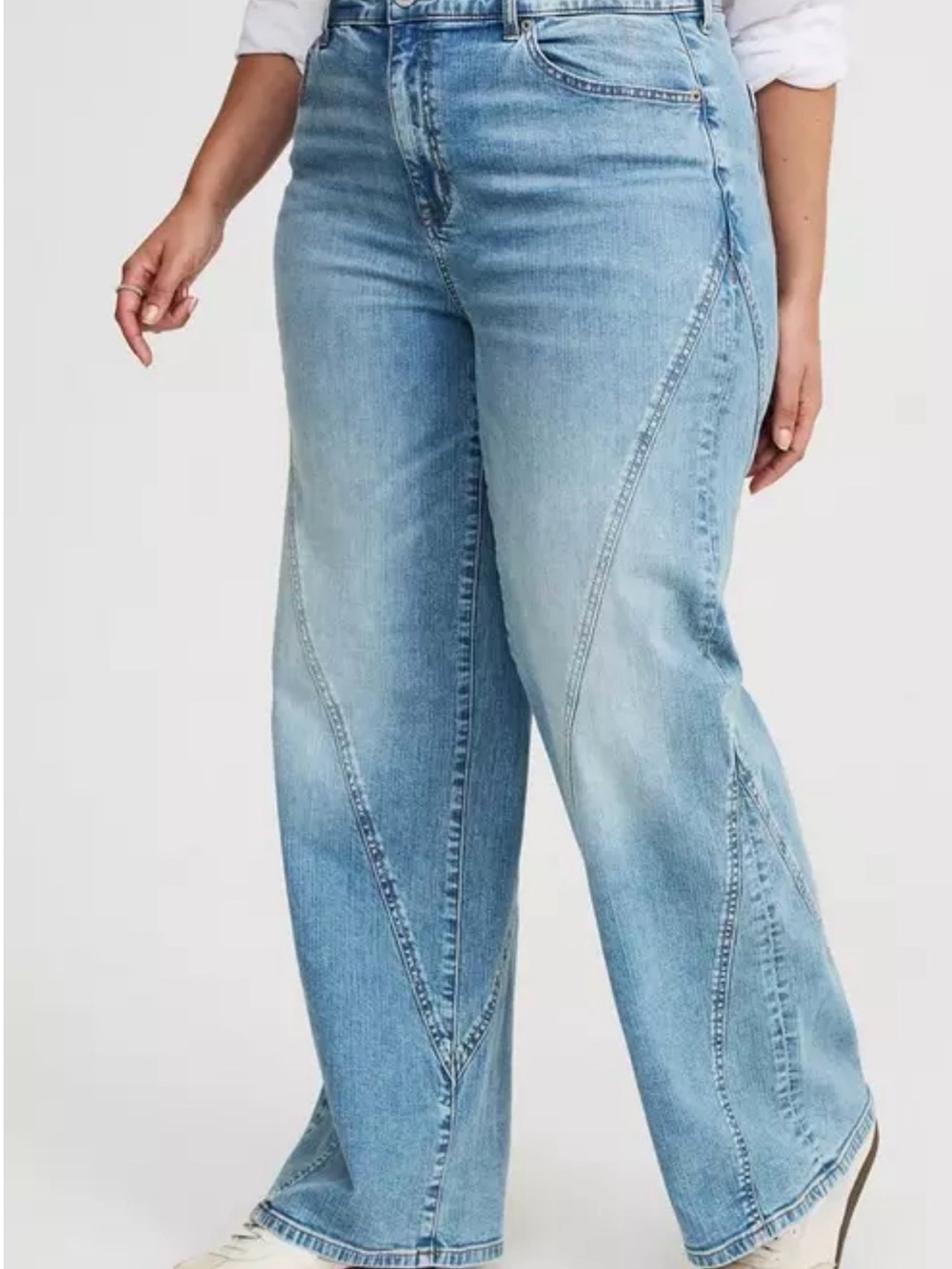NWOT TORRID NWOT TORRID High-Rise Wide-Leg Jean With Twisted Seams- 18 Tall - Picture 2 of 6